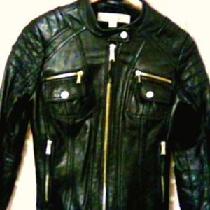 Petite Ladies leather jacket